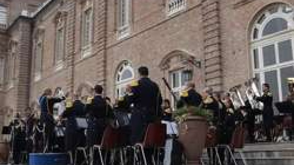il concerto della MarinaConcerto della Banda Musicale della Marina apre l'edizione di "Vienna sul Lago"