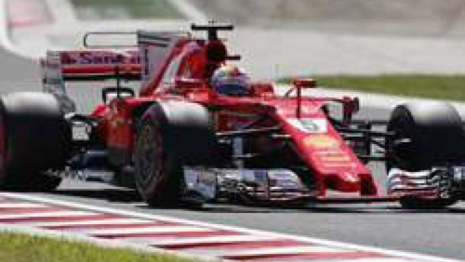 F1 Ungheria: Vettel in pole, prima fila Ferrari