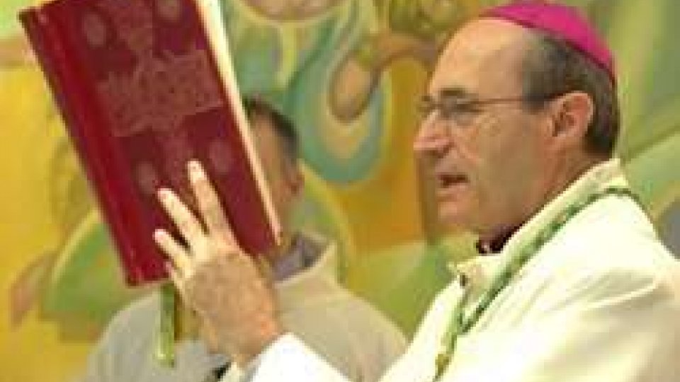 Il Vescovo Andrea TurazziIl giorno (xxv) del <em>Malato</em> nel giorno di <strong><em>Lourdes</em> </strong>aspettando <strong><em>Fatima</em></strong>
