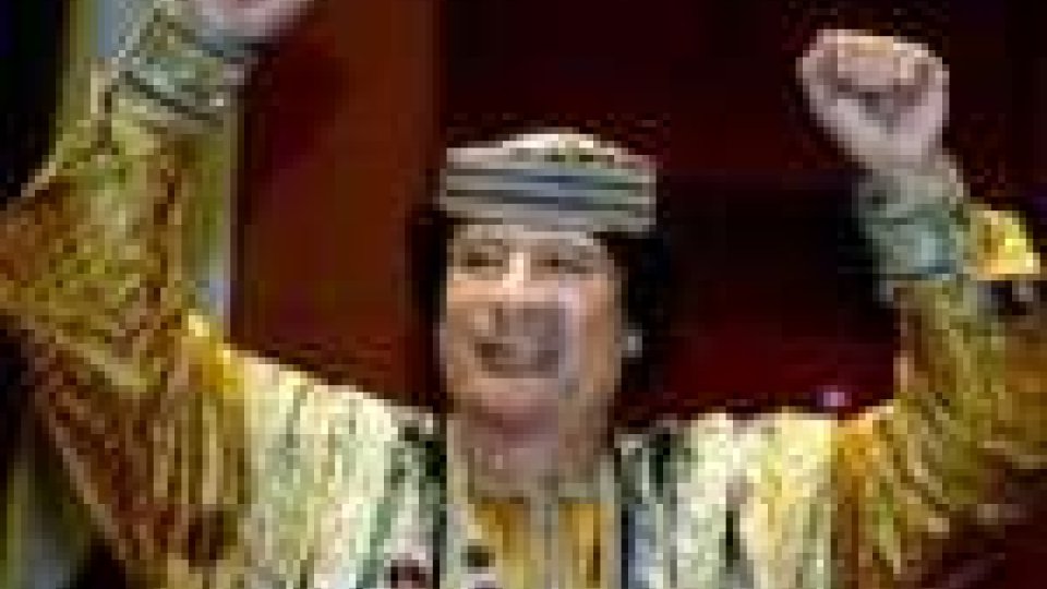 Portavoce Gheddafi: "Il rais è ancora in Libia"