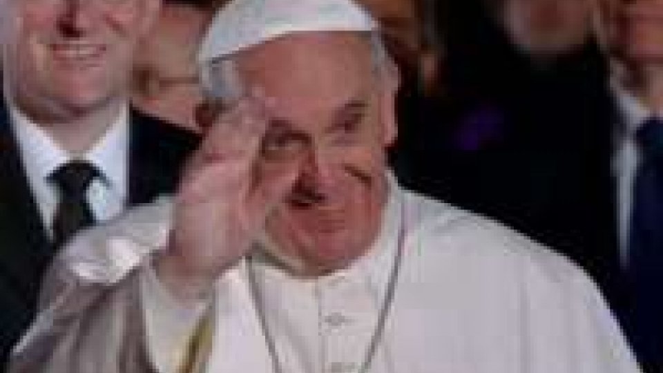 Prima Via crucis per papa Francesco, stasera veglia di Pasqua
