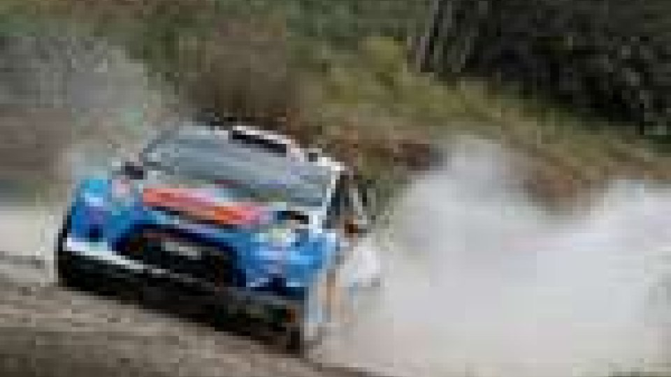 Rally del Portogallo, squalificato Hirvonen, vince Ostberg