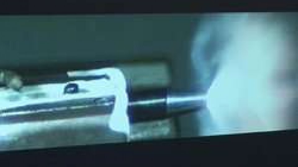 La penna-pistolaPenne e torce che sparano fabbricate in un garage a Casinina, tre arrestati