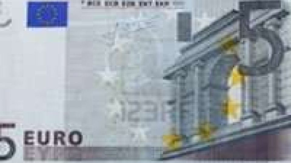 Bce: Draghi presenta oggi la nuova banconota da 5 euro