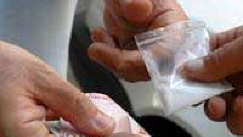 Cesena: arrestato uomo con 6mila euro di cocaina in tasca