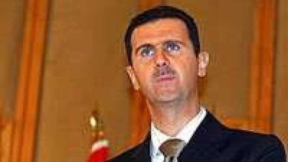 Siria, diffida ocidentale ad usare le armi chimiche contro i ribelli