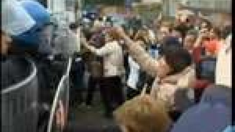 Ancora una giornata di proteste e violenza per l'apertura della seconda discarica a Terzigno