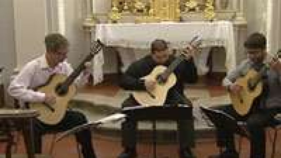 MASKFEST 2014 per ENSEMBLE chitarristico in chiesaMASKFEST 2014 per ENSEMBLE chitarristico in chiesa