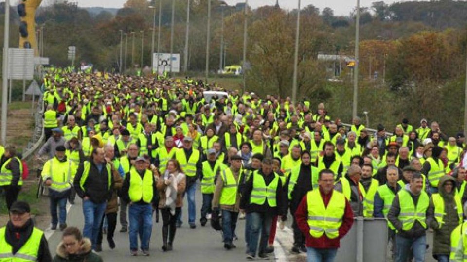 La marcia dei "Gilet gialli"