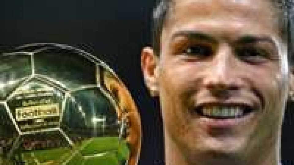 Cristiano Ronaldo ha vinto il Pallone d'Oro 2013Cristiano Ronaldo ha vinto il Pallone d'Oro 2013