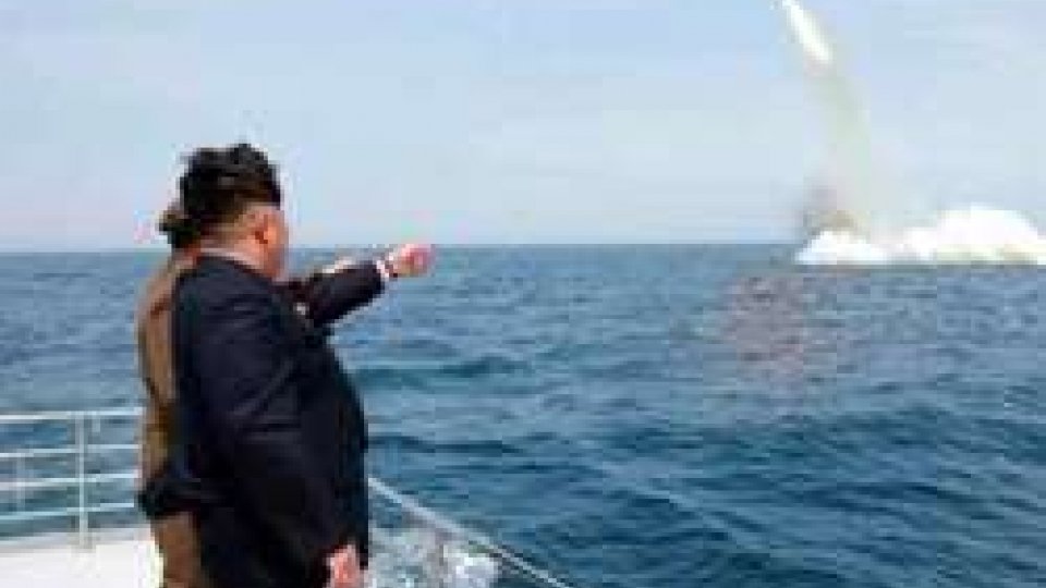 Corea del Nord: lanciati quattro missili balistici nel mar del Giappone