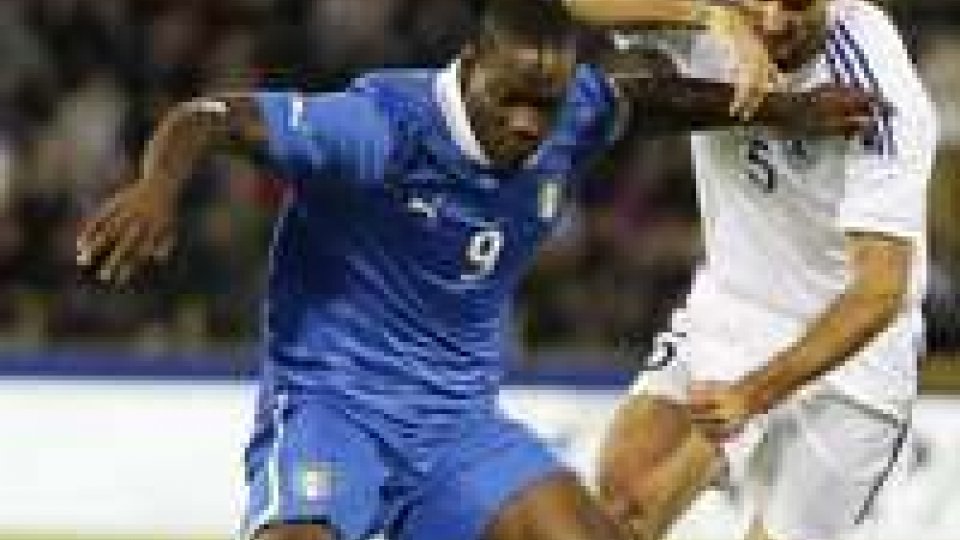 Buona la prova dei biancoazzurri contro l'Italia, protagonista SimonciniItalia - San Marino 4-0