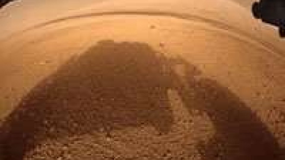 Marte, Curiosity ha raccolto il primo campione di suolo