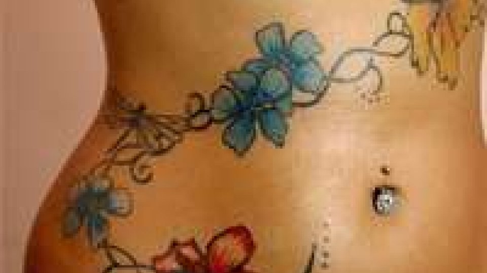 Risonanza negata perchè ha troppi tatoo: rischio ustioni