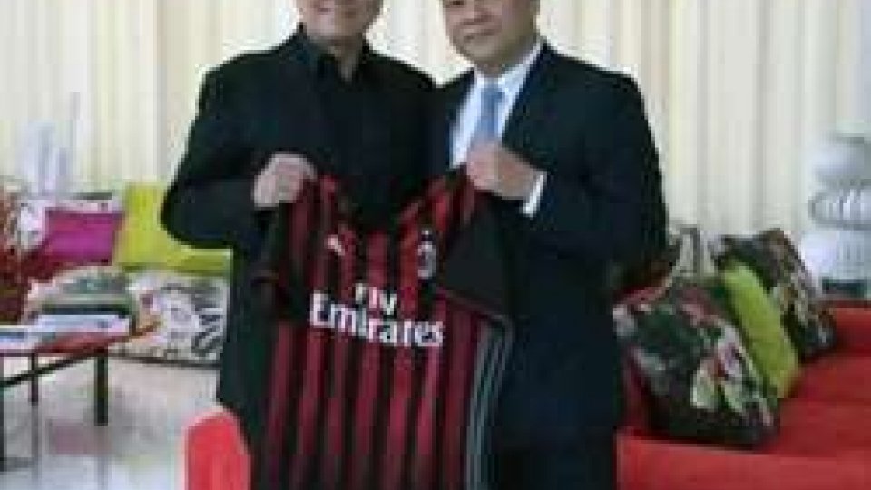 Berlusconi e il cinese Li Yonghong