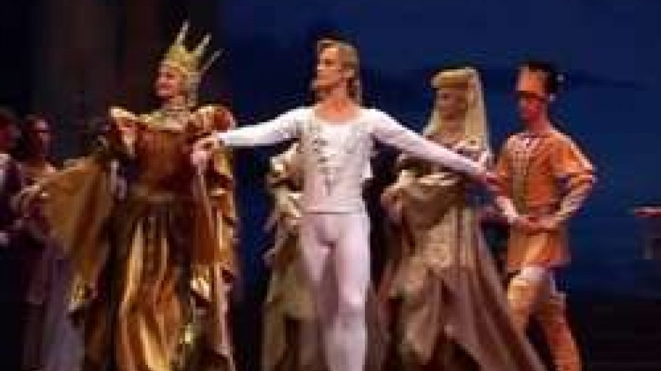 l'Accademia reale di Danza moscovita a Dogana con "Lago dei cigni"Dalla Russia col Ballet: l'Accademia reale di Danza moscovita a Dogana