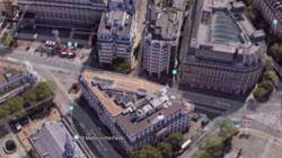 Strand a Londra (Google Street View)