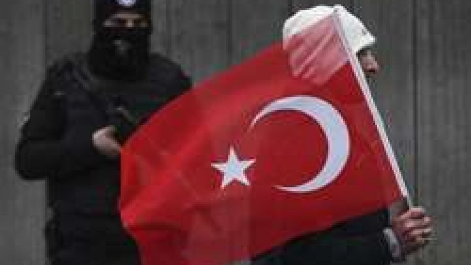 Identificato killer di Istanbul. Nuovi arresti a Smirne