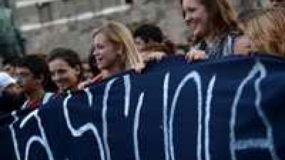 Oggi in Italia il popolo della scuola scende in piazza contro la riforma