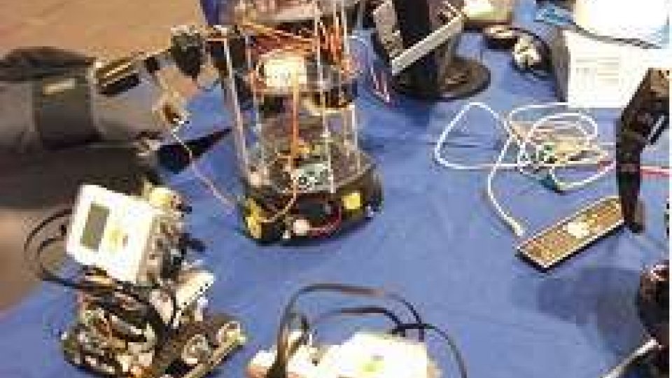 Expo Elettronica, a Forlì la prima edizione delle "Olimpiadi Robotiche"