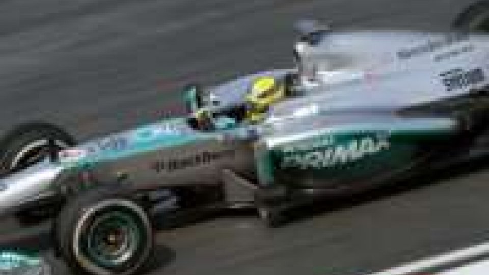 GP Bahrein: pole a Nico Rosberg