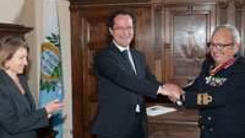San Marino: l' Ammiraglio Angrisano conferma la collaborazione e riceve la Croce di Sant'Agata