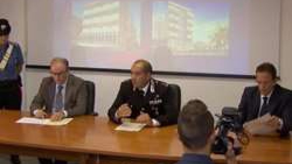 La conferenza stampaAlberghi sequestrati a Rimini: i dettagli dell'operazione