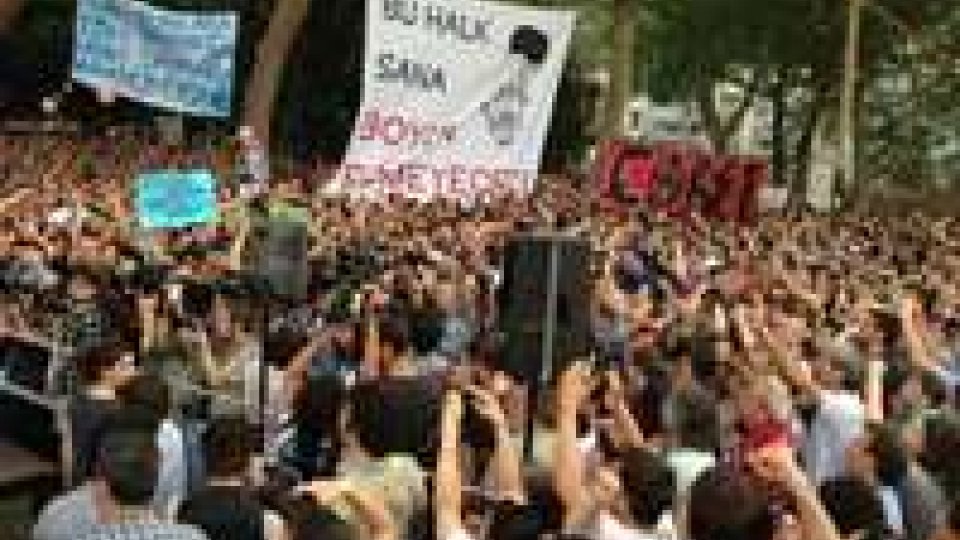 Istanbul, Erdogan: "Gezi Park non si tocca"
