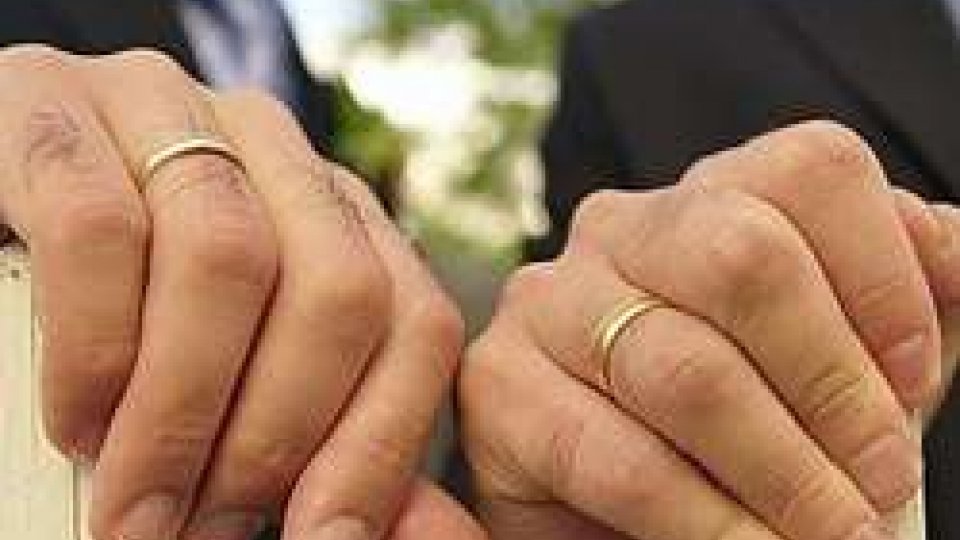 CGG: passa emendamento per turismo matrimoniale anche di coppie dello stesso sesso
