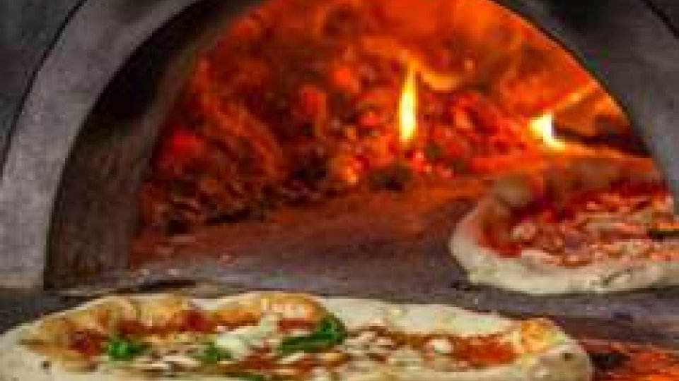 L'arte del pizzaiolo napoletano è patrimonio UNESCO