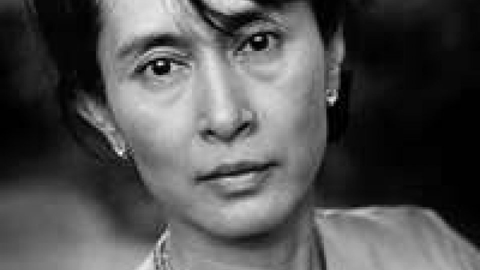 Bologna: laurea e cittadinanza onoraria a San Suu Kyi.