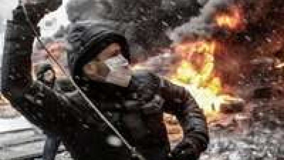 Guerra civile in Ucraina: Kiev lancia l'offensiva ad est