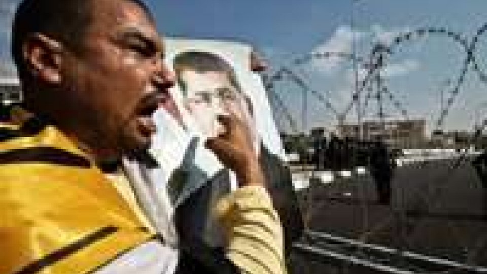 Egitto: 529 pro-Morsi condannati morte