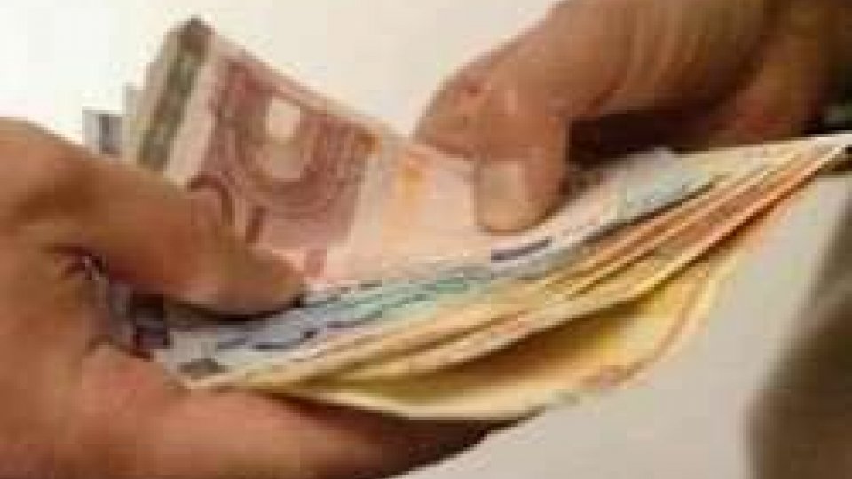 San Marino: ritrova una busta piena di soldi e la riconsegna al proprietario