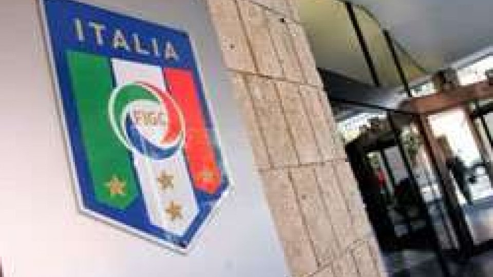 Sentenza Tribunale Figc . Catania in Lega Pro con - 12, "Teramo e Savona in serie D"