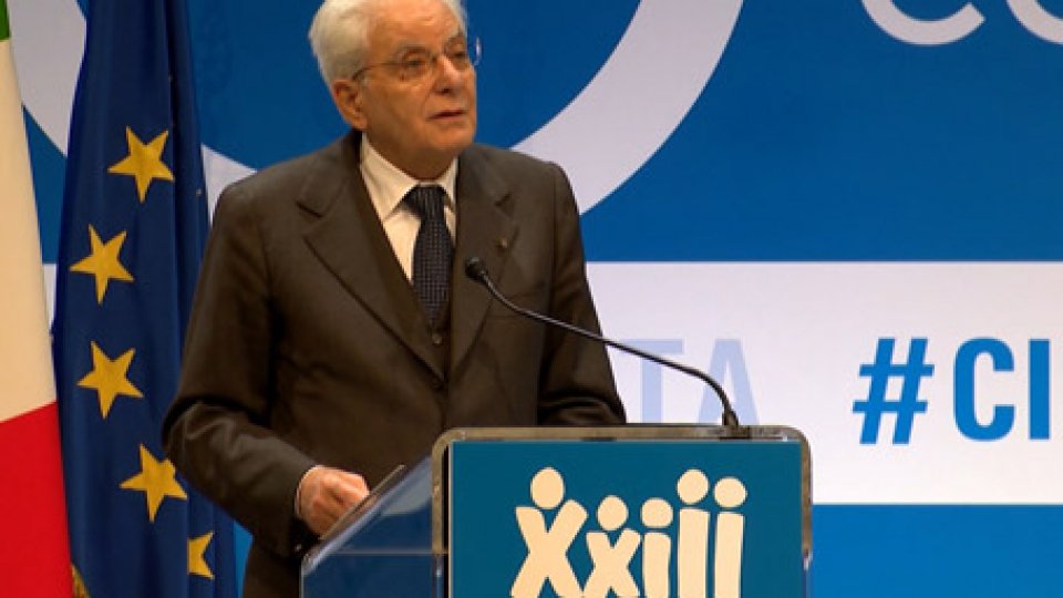 Sergio Mattarella"Costruttori di umanità" il Presidente Mattarella commuove il Palacongressi
