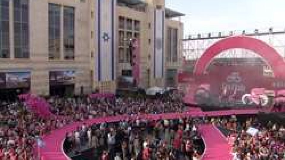 Presentazione  a GerusalemmeCon il cronoprologo comincia il Giro d'Italia