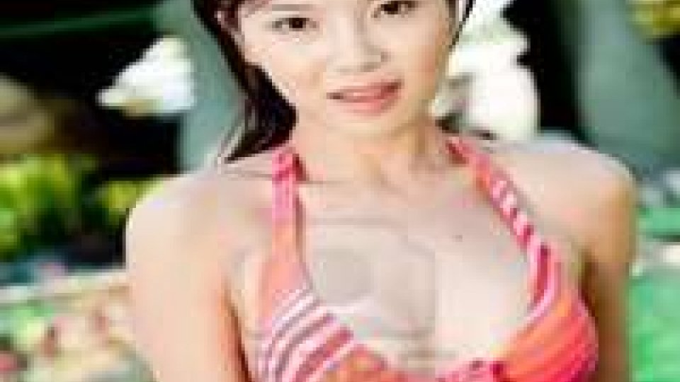 Cina: donne bagnino pagate il triplo se indossano il bikini