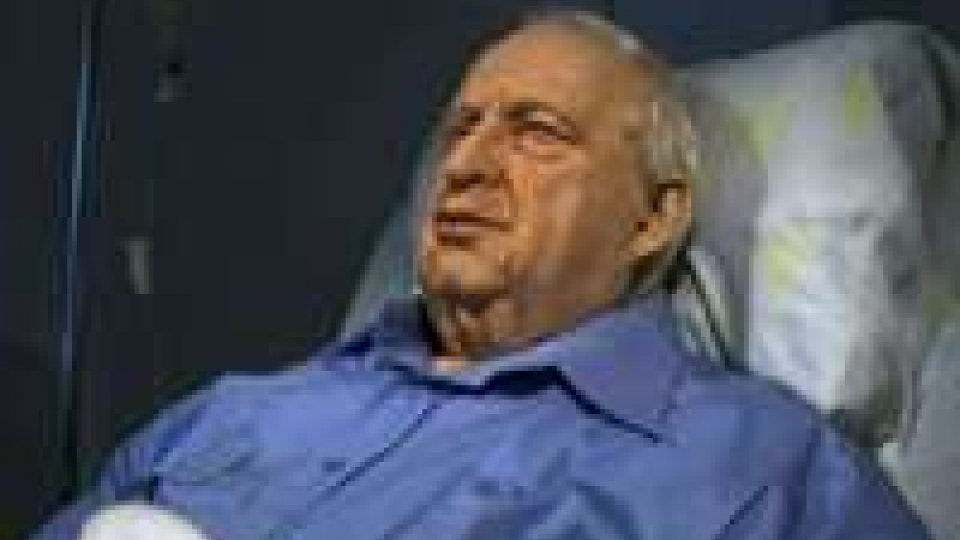 Peggiorano le condizioni di Ariel Sharon