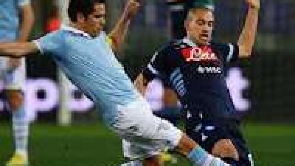 Calcio: Lazio-Napoli, tra le due sfidanti gode la Juve