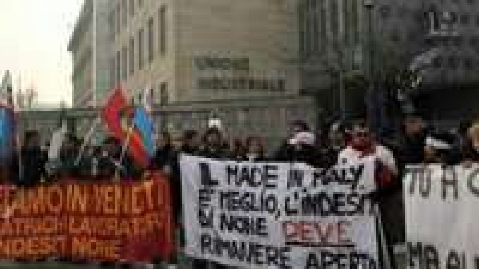 Fabriano: sciopero creativo per gli operai di Indesit