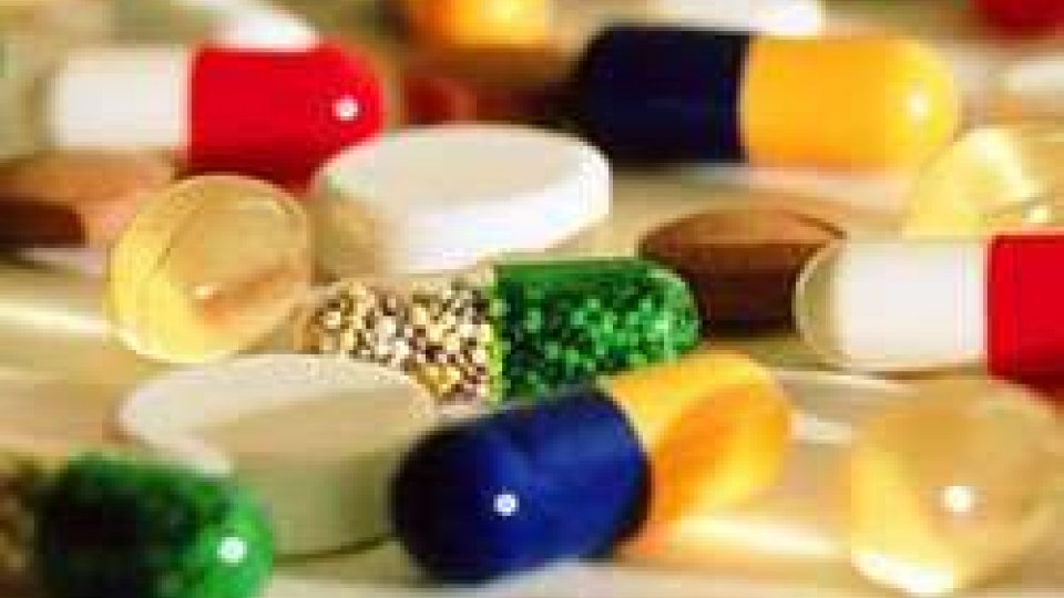 Rimini: sequestrati 3.700 confezioni di farmaci dopantiRimini: sequestrati 3.700 confezioni di farmaci dopanti