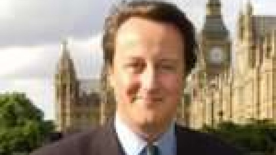 Elezioni inglesi: Cameron ottiene più preferenze, ma non la maggioranza necessaria
