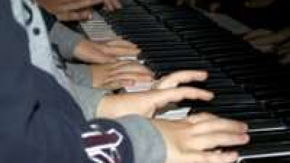 Partita l'iniziativa "un pianoforte nella scuola"