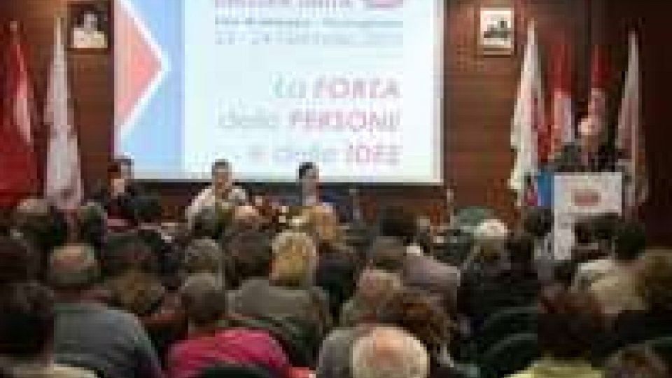 Sinistra Unita: Gastone Pasolini e Francesca Michelotti aprono il primo congresso
