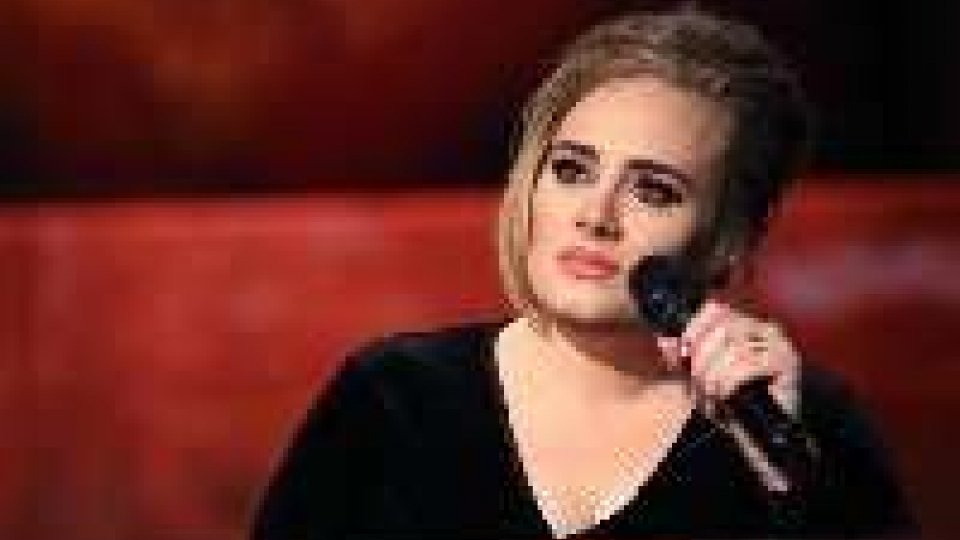 Hit parade, Adele è la regina del Natale