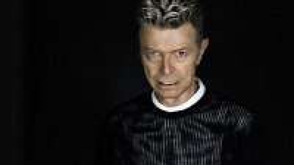 David Bowie, il 18 dicembre esce brano Lazarus