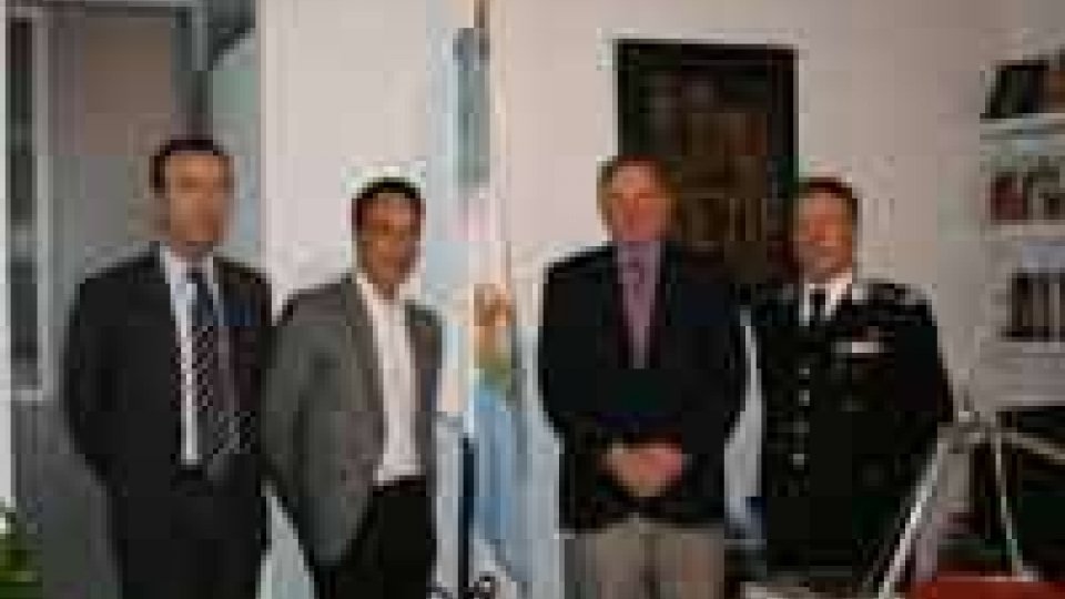 San Marino: console americano in visita a Gendarmeria e Interpol