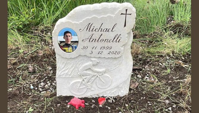 Una lapide per ricordare Michael Antonelli