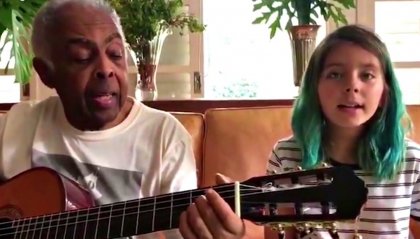 Gilberto Gil canta "Volare" insieme alla nipote